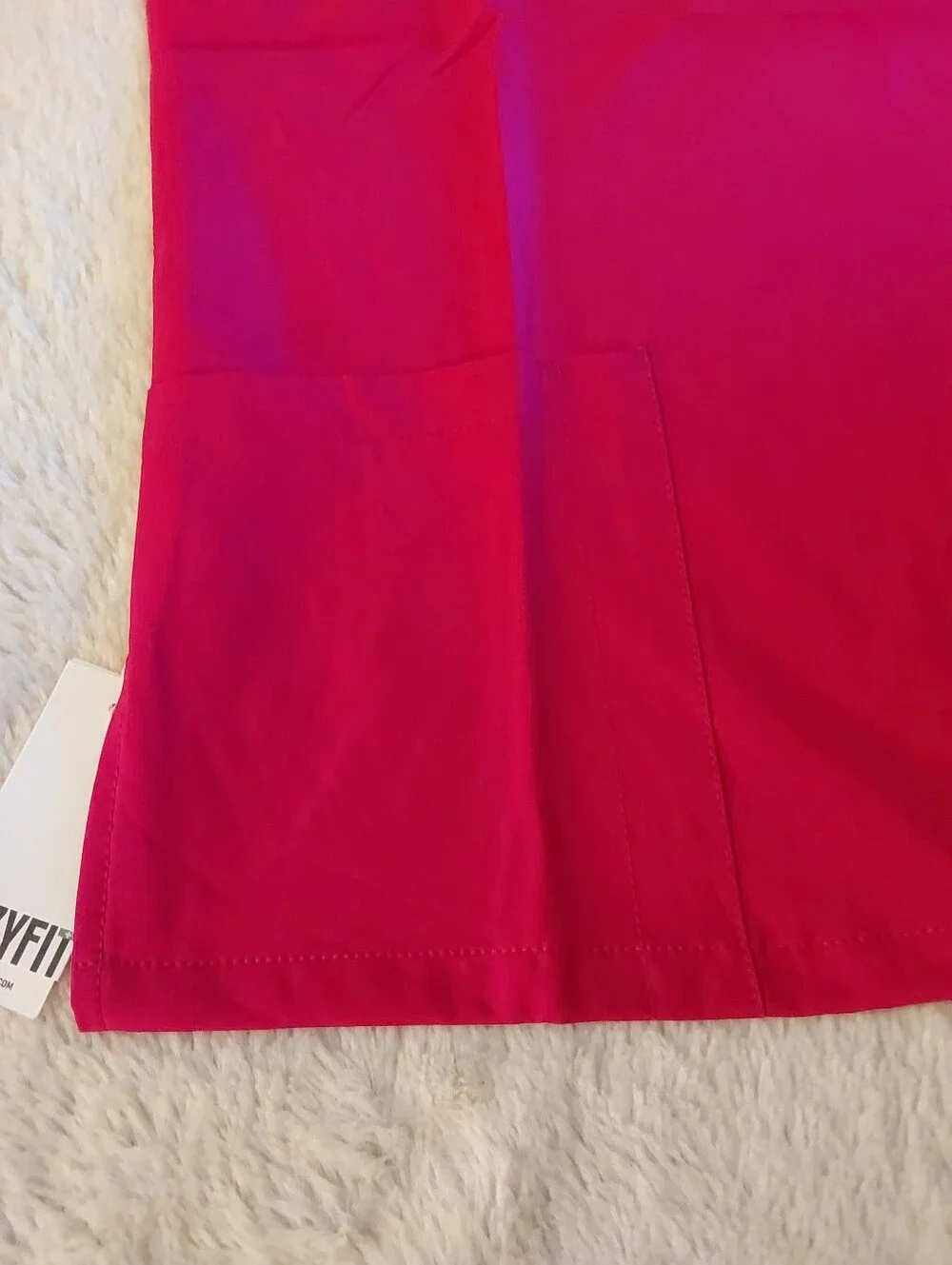 🌺 NWT Cozyfit Bright Pink Medical Scrub Set - Picture 4 of 15